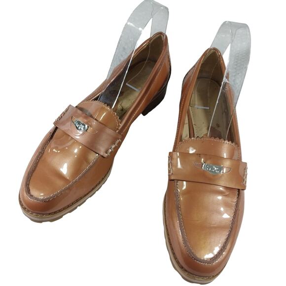 COACH! CHIC COPPERY BEIGE PATENT LEATHER RUBBER TREAD PENNY LOAFERS! SZ 8.5M - Picture 3 of 13